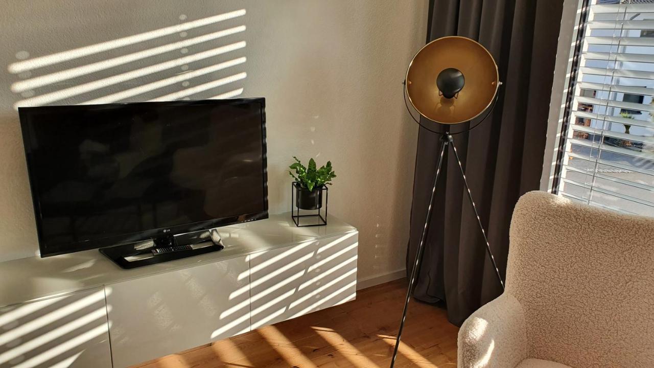 Ella'S Lounge - Besonders Geniessen Apartment Singen Bagian luar foto