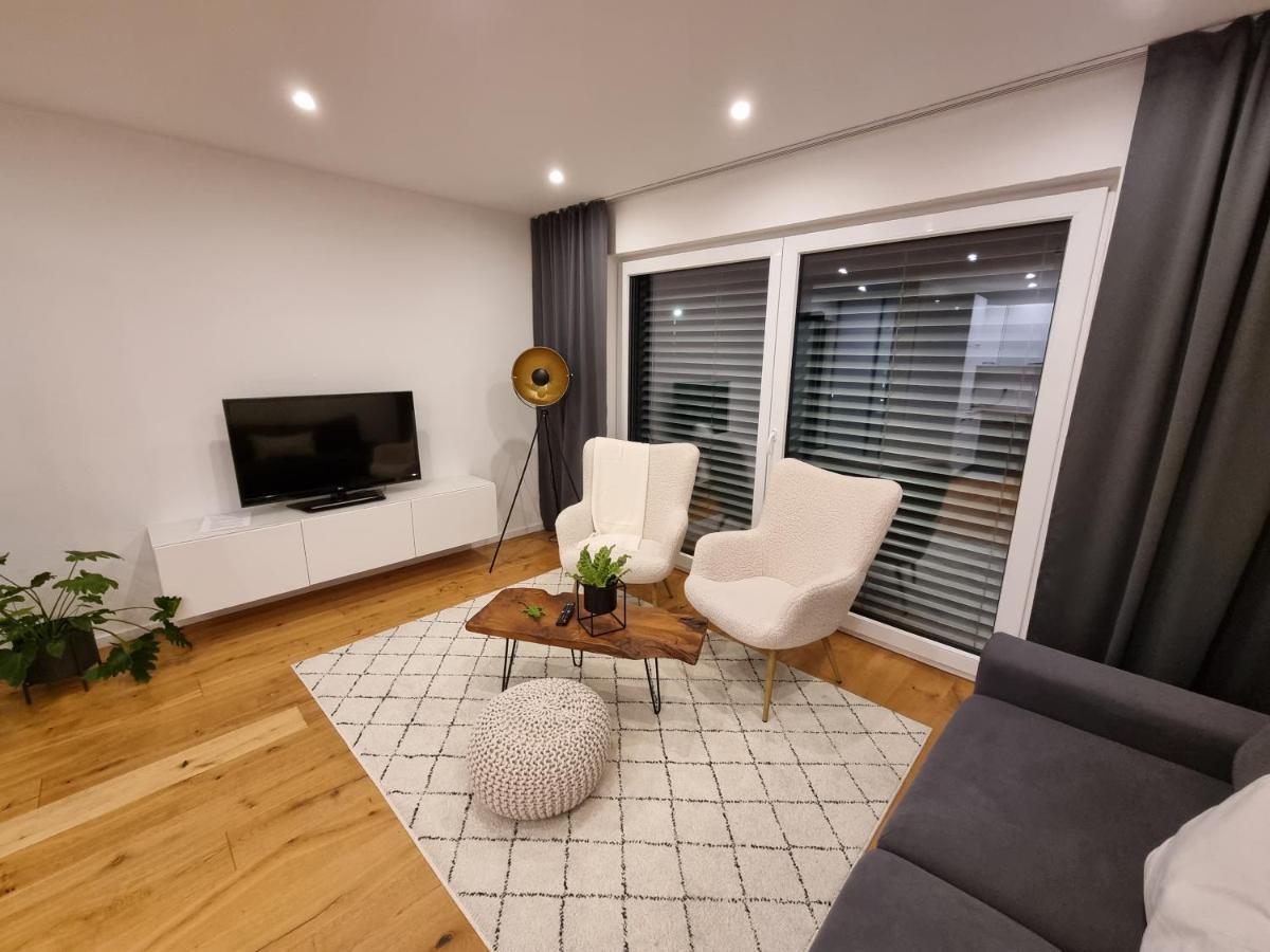 Ella'S Lounge - Besonders Geniessen Apartment Singen Bagian luar foto